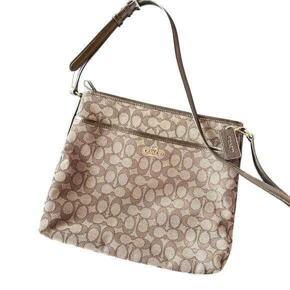 Coach Signature Crossbody Bag Gray Black Career Classic Quiet Luxury Zip Top - Picture 1 of 7